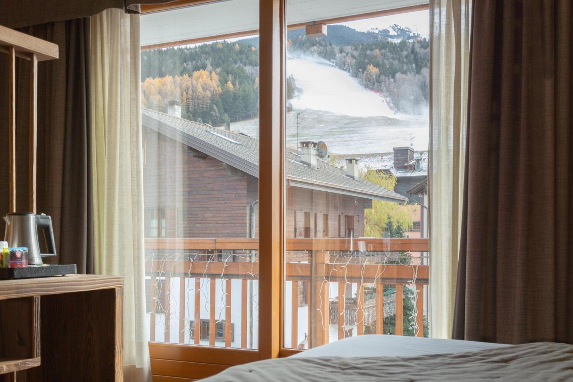 Olimpia Hotel Bormio Exteriör bild