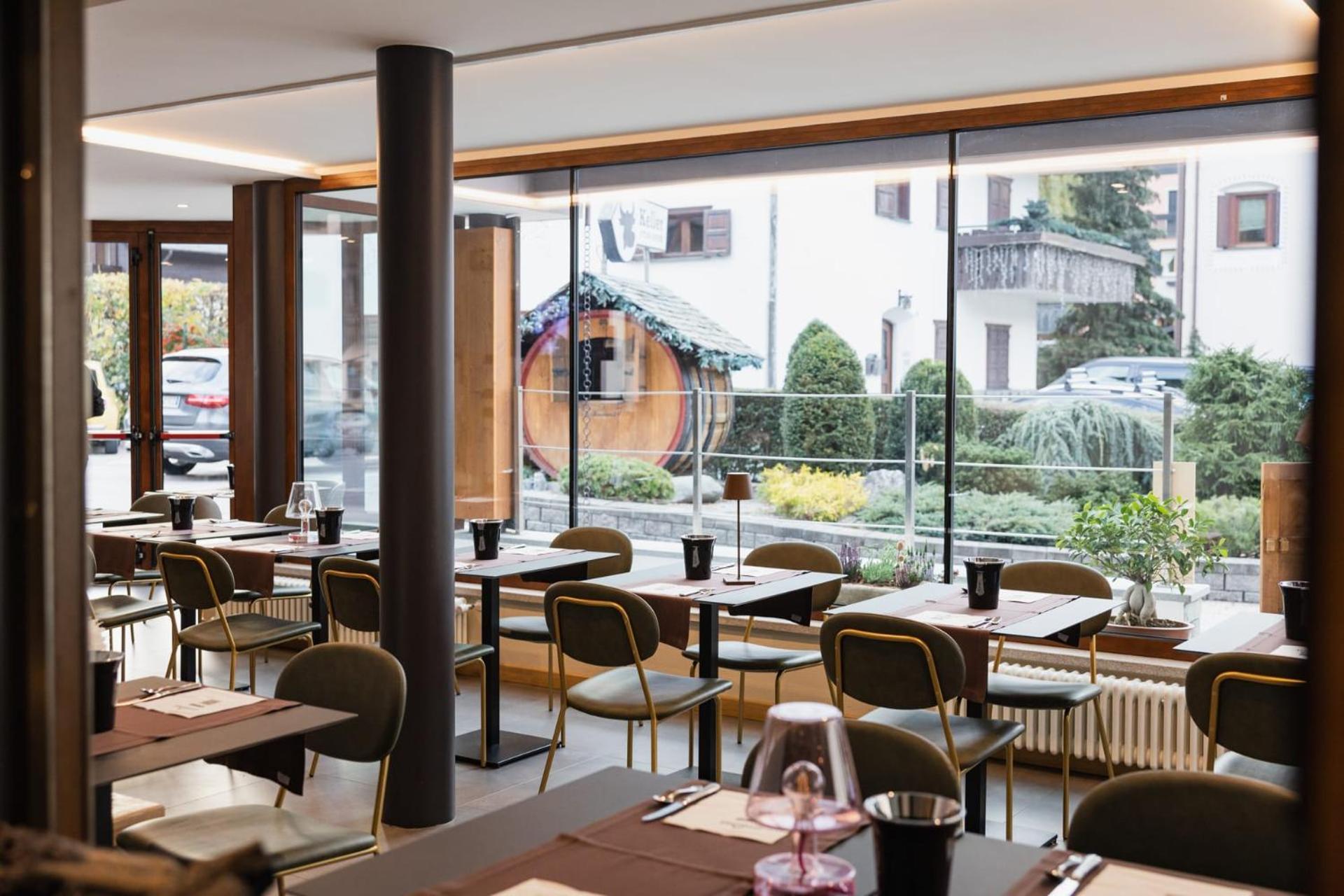 Olimpia Hotel Bormio Exteriör bild