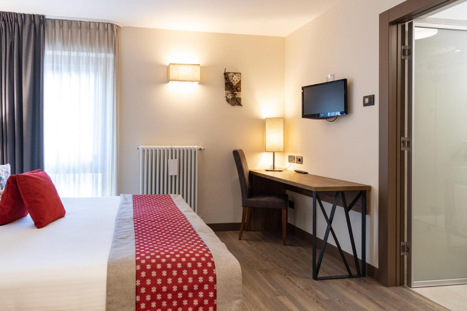 Olimpia Hotel Bormio Exteriör bild