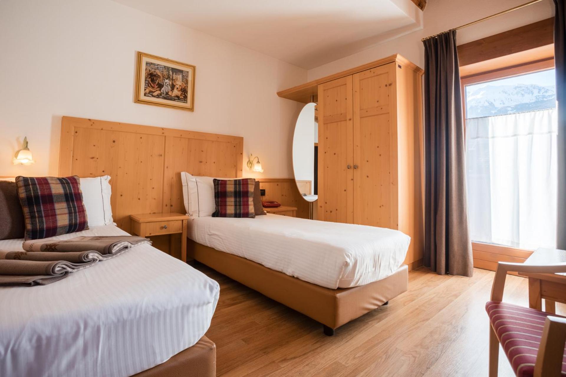 Olimpia Hotel Bormio Exteriör bild